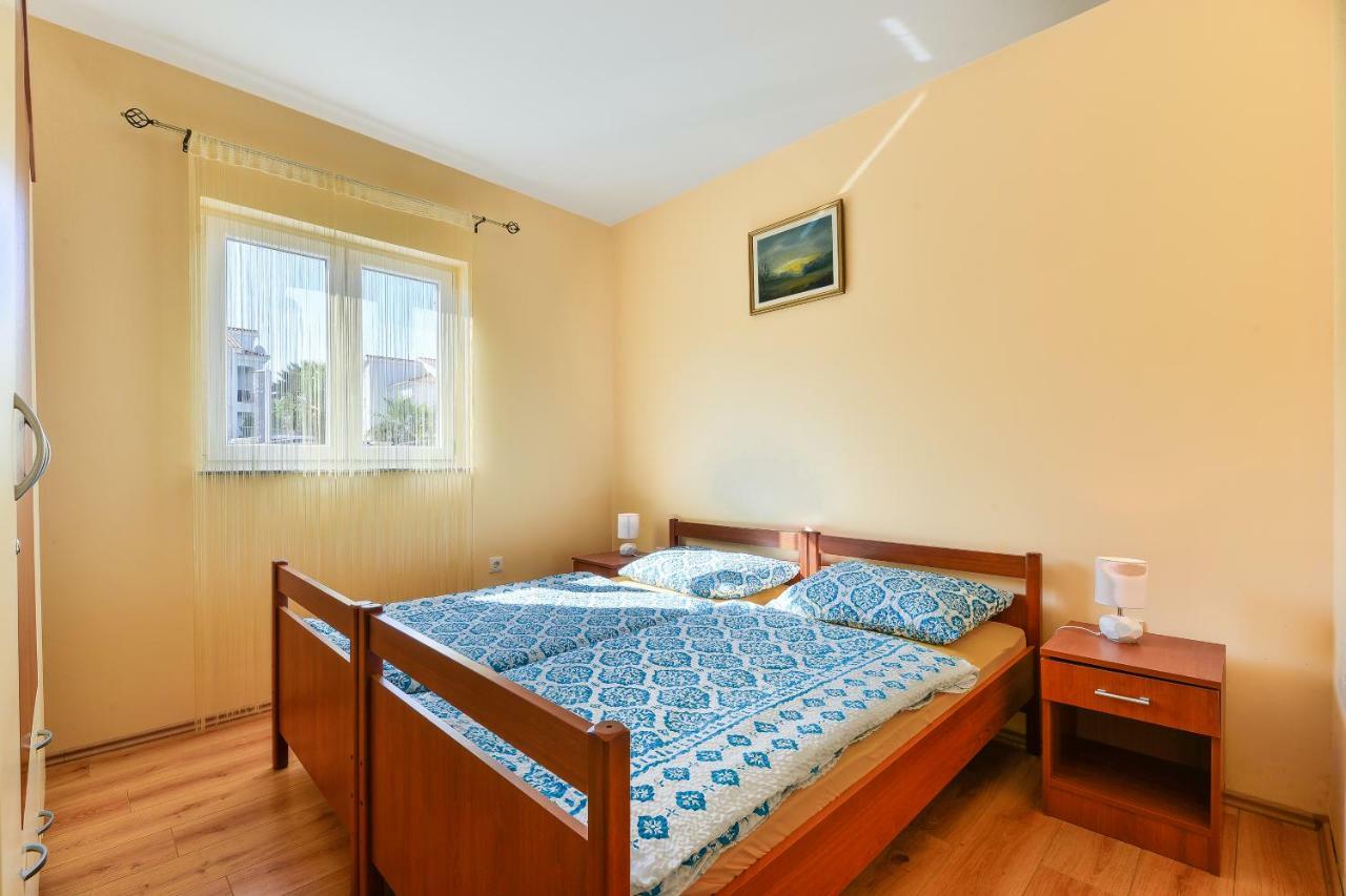 פאקוסטאן Apartments Dakovic מראה חיצוני תמונה